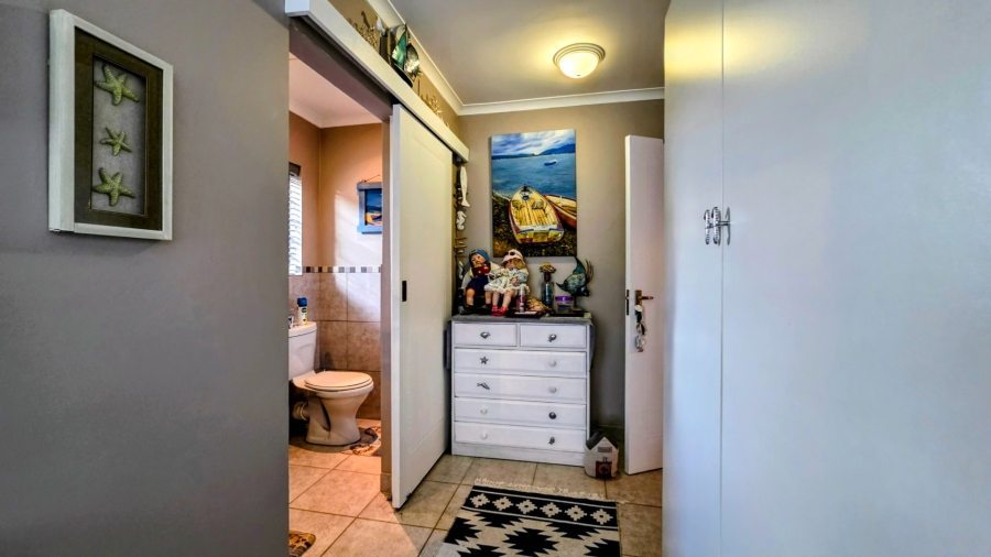 3 Bedroom Property for Sale in Brenton On Lake Western Cape